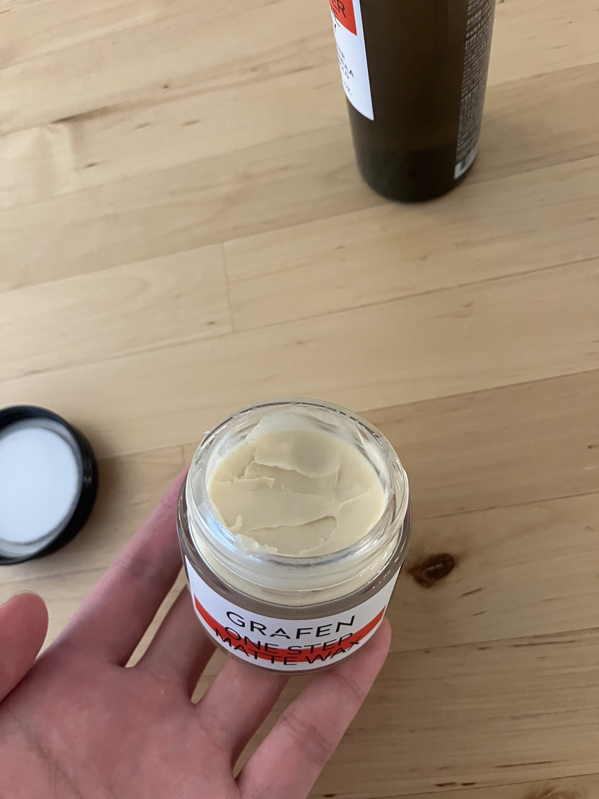 Inside, the wax is an off-white balm texture, soft and easy to spread